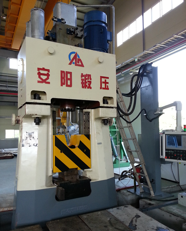 31.5kj hydraulic double-acting hammer HO-U in South Korea