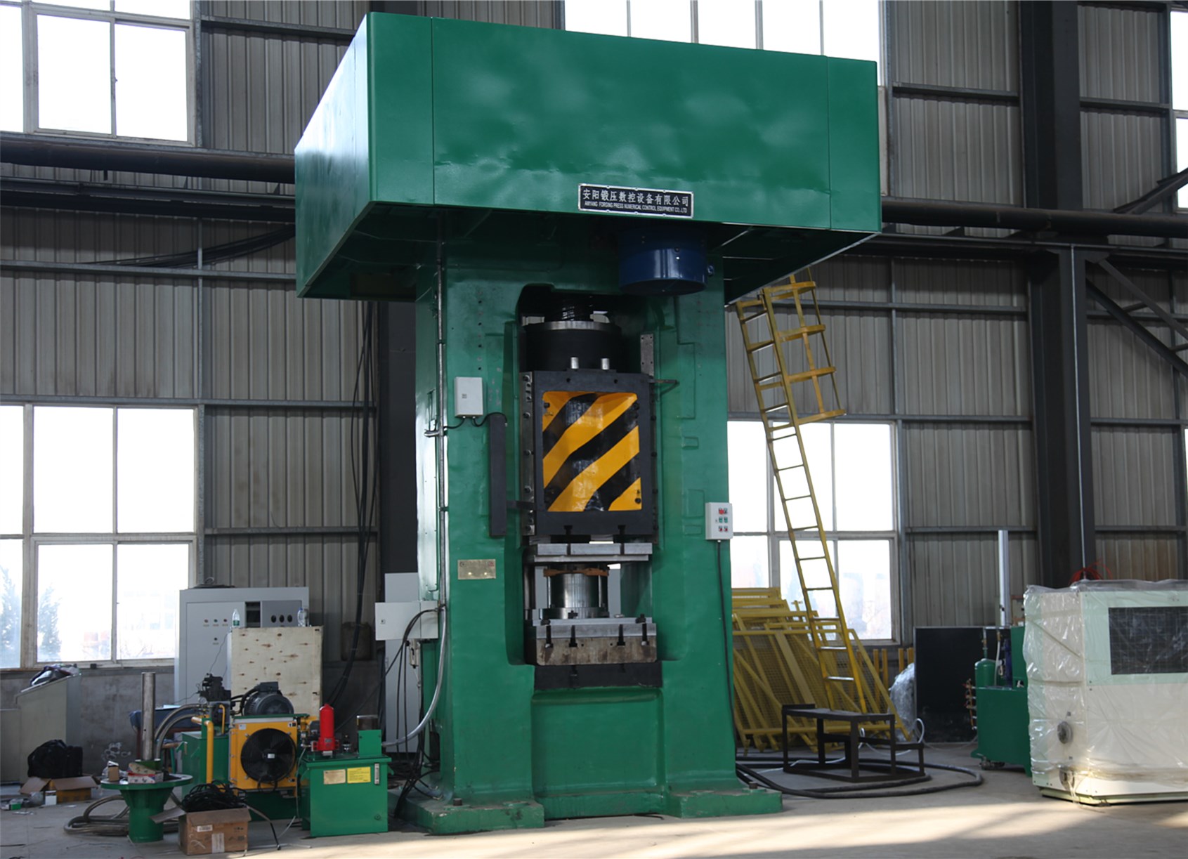 1600T screw press 