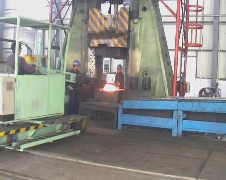 16 ton closed die forging hammer