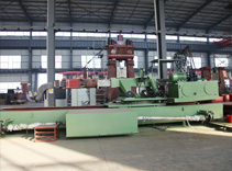 rail bound forging parts furnace charging manipulator assembly