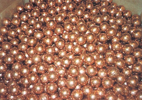 copper balls rolled on rolling ball making machine
