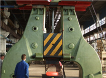 Arch Free Hydraulic Hammer in Romania